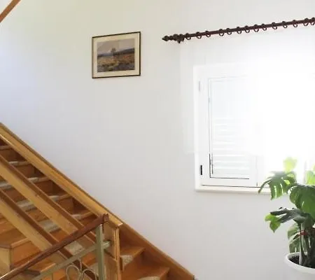 In With Seaview, Terrace, Air Condition, Wifi
